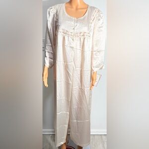 Chic Cream Women's Sleepwear Robe